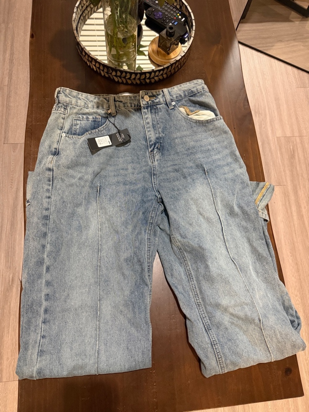 Fashion Nova Men's Light Wash Relaxed Denim Jeans